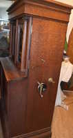 a fourth thumbnail of 27 inch Regina music box automatic changer