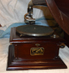 a second thumbnail of Victor IV with wooden horn