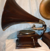 a third thumbnail of Victor IV with wooden horn